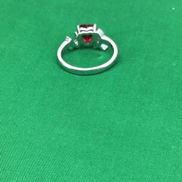 I Heart U Size 8 Red Glass Heart I Love You Sweetheart Valentine Ring SilverMark - Picture 4 of 7